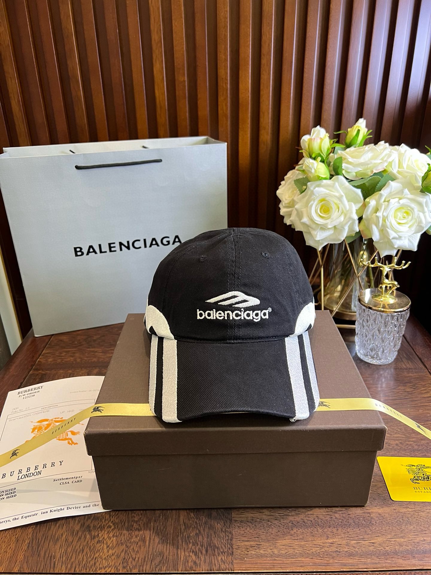 balenciaga  hat model 21